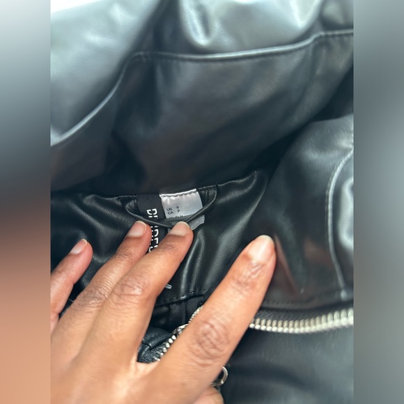 H&M bomber jacket - Picture 2 of 4